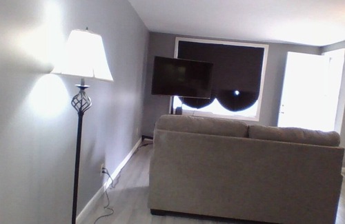 Wheeling Apartment | Quiet and comfortable fully furnished 1 bedroom apartment.