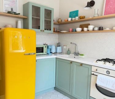 Almaty Apartment | Quiet Central