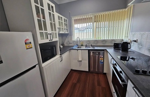 Nollamara House | Quiet & Clean 2BR House Stay