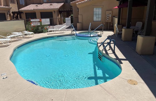 Foothills Condo | Quiet gated community Lakefront - 2 beds, 2 baths.