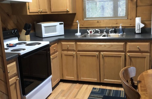 Oneida Cabin | Quiet Get-a-way near the Big South Fork and Brimstone Recreation