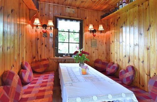 Langewiesen House | Quiet Getaway near Ilmenau, cleaning included