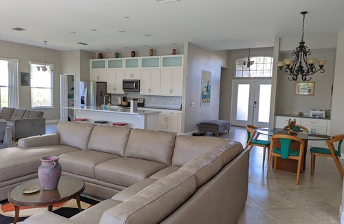 River Pointe House | Quiet Lakeside Retreat -Peaceful Home w/Pool