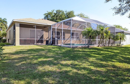 River Pointe House | Quiet Lakeside Retreat -Peaceful Home w/Pool