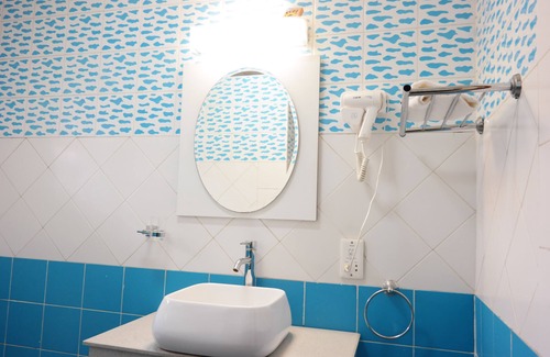 Ojodu House | Quiet Pools Inn and Residence