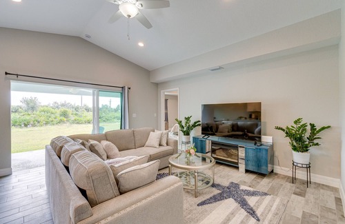 South Gulf Cove House | Quiet Port Charlotte Getaway ~ 12 Mi to Beach!