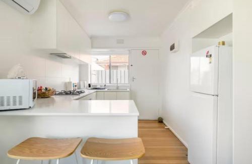 Thomastown Apartment | Quiet & Private with city access and free wifi