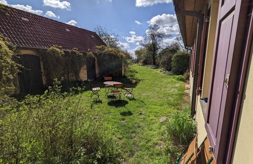 Herzfelde Apartment | Quietly located holiday home with a natural garden, 500m from the lake and the forest