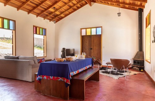Itaoca Cottage | Quinta do ITAOCA is in the charming city of Guararema.