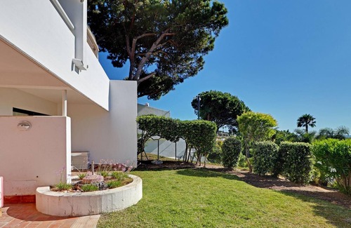 Quinta do Lago Apartment | Quinta DO Lago Victory Village With Pool by Homing