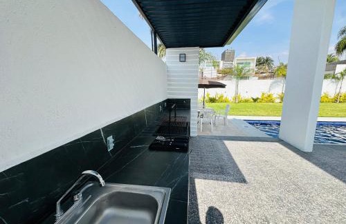 Oaxtepec House | Quinta Frida