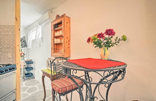 Santa Cruz Apartment | Quirky Santa Cruz Studio w/Shared Courtyard!