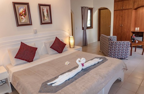 Basdiot Hotel | Quo Vadis Dive Resort Moalboal