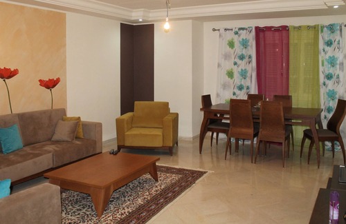 Yasmine House | Résidence Anais