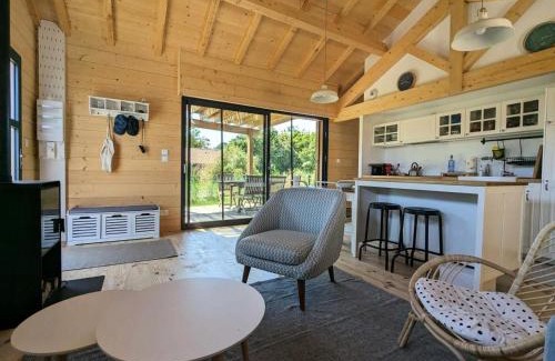 Le Verdon-sur-Mer Ski Chalet | Résidence Copropriété De La Plage - 107 - Invitation au repos dans ce chalet en bois MAE-4471