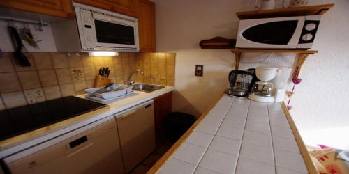 Champagny-en-Vanoise Apartment | Résidence Le Centre - Studio pour 4 Personnes MAE-3345