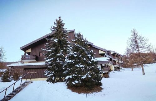 Montalbert Apartment | Résidence Les Charmettes - Studio avec coin motagne 4 personnes Montalbert MAE-9294