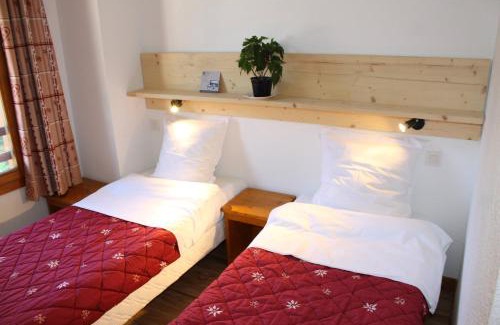 La Perriere Apartment | Résidence Saboia B57 Clés Blanches Courchevel