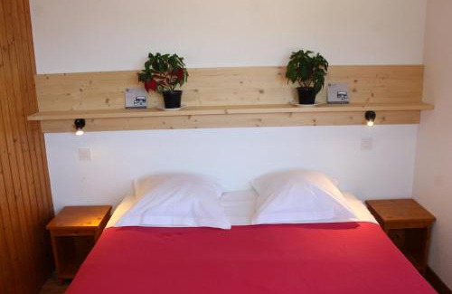 La Perriere Apartment | Résidence Saboia B57 Clés Blanches Courchevel