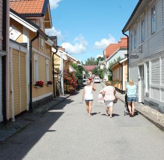 Mariefred House | Röda Magasinet