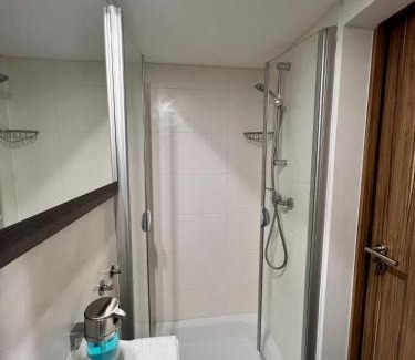 Unterageri Apartment | Rössli Self Check in 24-7 Free Parking
