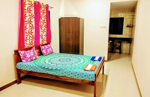 Arambol House | R N Guest House( Arambol Beach)