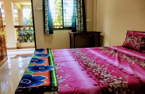 Arambol House | R N Guest House( Arambol Beach)