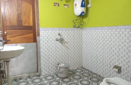 Bomdila House | R N HomeStay