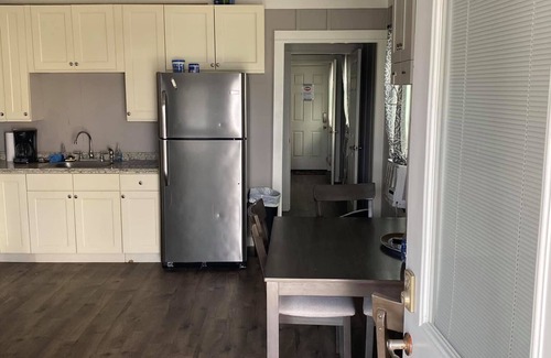 Venice House | R&R Getaway Comfort on the water! Visit out Pro Shop for Approved Fishing Gear!