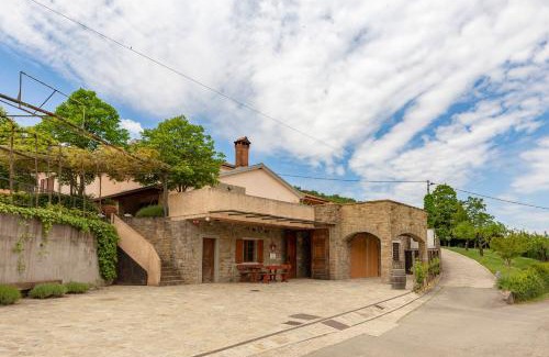 Gracisce House | Ražman Wine Rooms