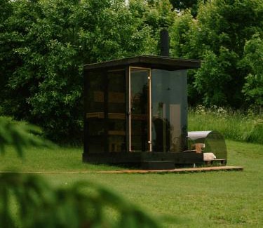 Jogeva County Villa | Raadivere Põllupeegel