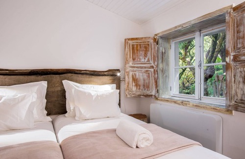 Calheta House | Rabaçal Nature Spot Cottage