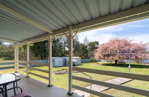 South Bathurst House | 🏁 Racetrack – Charming Family Home Near Mount Panorama