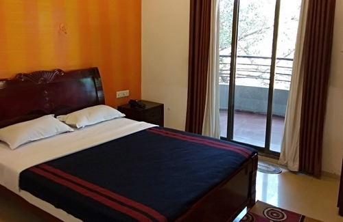 Nashik Hotel | Radhika Inn Service Appartment