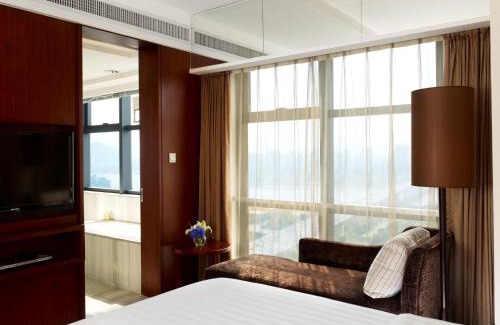 Yufeng District Hotel | Radisson Blu Hotel Liuzhou