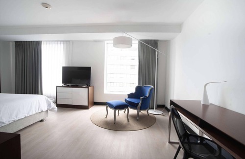 Petit Jean Ocharan Hotel | Radisson Hotel Decapolis Miraflores