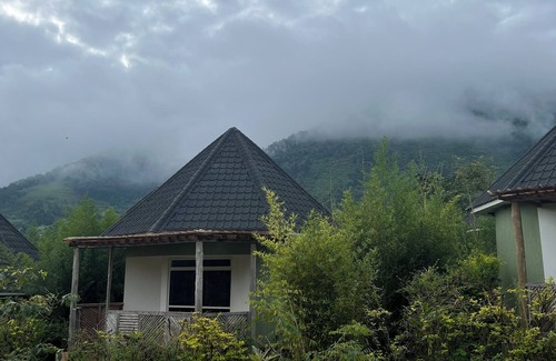 Bwindi Cottage | Rafiki Safari Lodge Bwindi