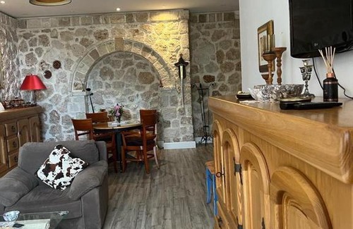 Dhermi Hotel | Rahoni Park & Suites