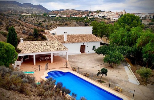 Taberno House | Raices House Theater with swimming pool
