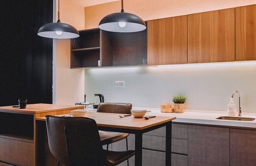 Tanjung Aru House | Rail Suite Aeropod