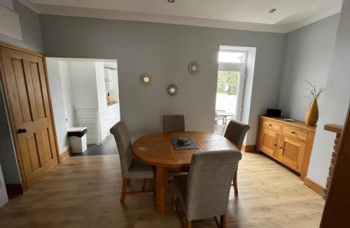 Blyth House | Railway Cottage Retreat