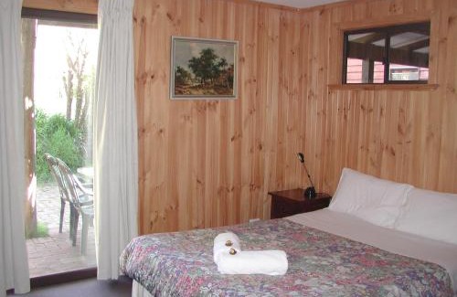 Ocean Beach Cabin | Rainbow House