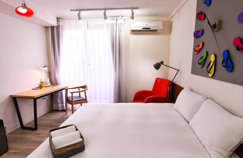 Tainan City Centre House | Rainbow Island B&B