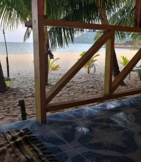 Tioman Island Ski Chalet | Rainbow Tioman Cottage