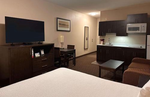 Estevan Hotel | Ramada by Wyndham Estevan