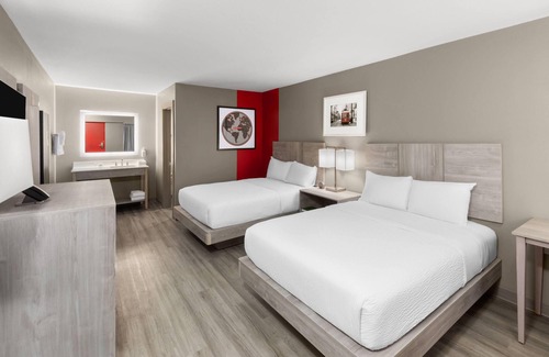 Kenner - Louis Armstrong International Airport Hotel | Ramada By Wyndham Kenner/New Orleans Airport South