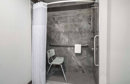 Locust Grove Hotel | Ramada by Wyndham Locust Grove
