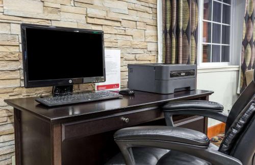 Hazelwood Hotel | Ramada by Wyndham Portland