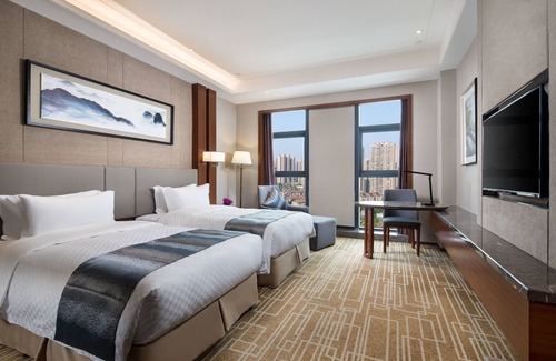 Han Yang Hotel | Ramada by Wyndham Wuhan Hanyang