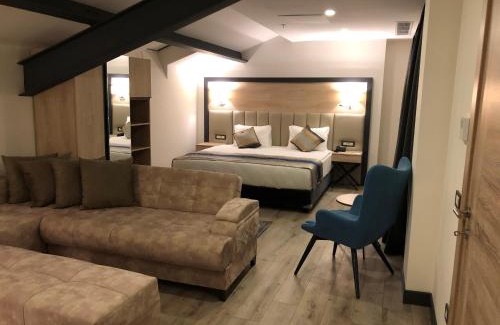 Kucukcekmece Hotel | Ramada Encore By Wyndham Istanbul Basin Express